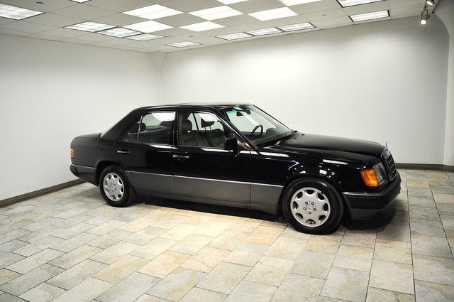 1992 Mercedes-Benz E-Class 400E 400 v8 - photo 3