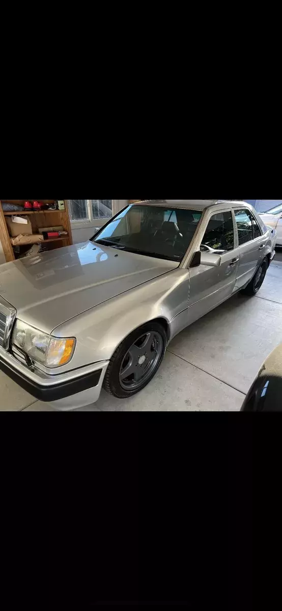 1992 Mercedes-Benz 500-Series Grey E 1992 Mercedes-Benz 500-Series E