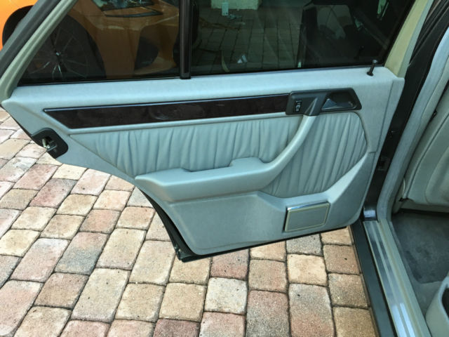 1992 Mercedes-Benz E-Class 500E - photo 10