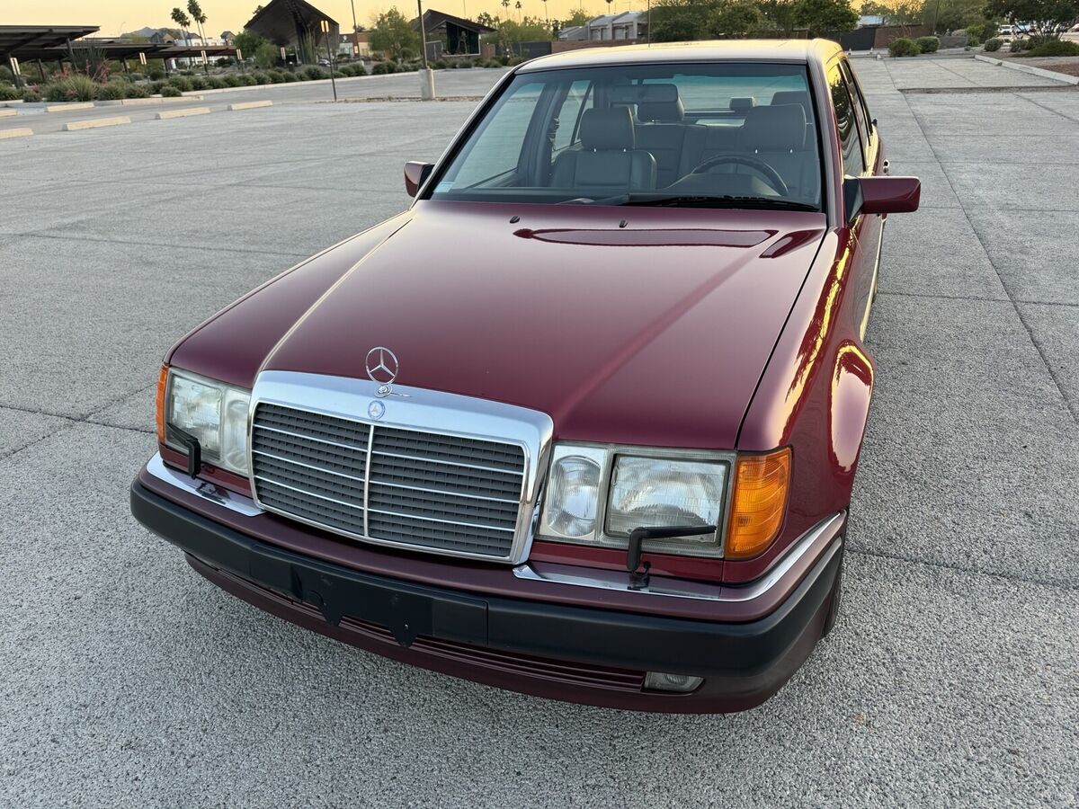 1992 Mercedes-Benz 500-Series E - photo 2