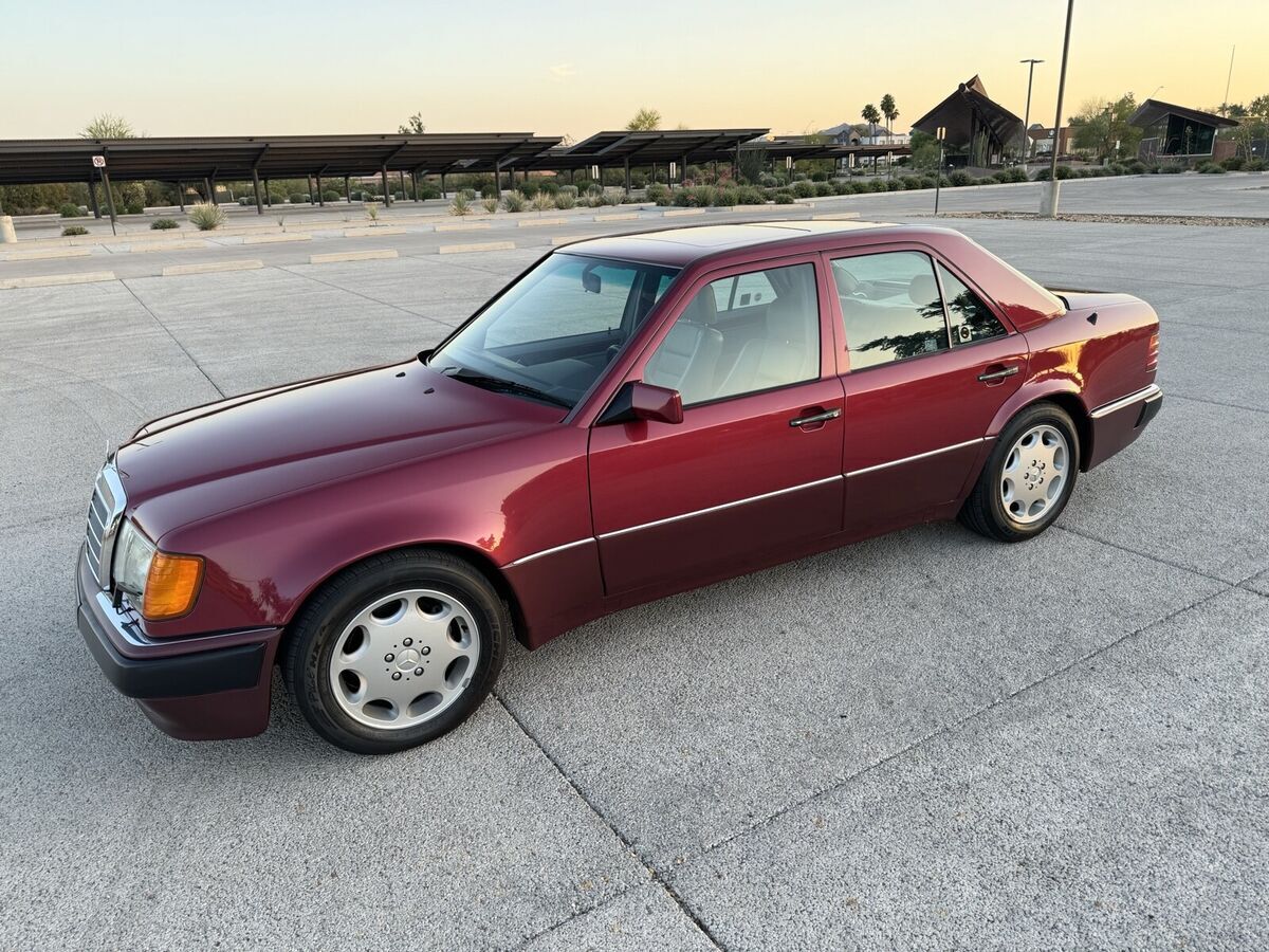 1992 Mercedes-Benz 500-Series E - photo 4