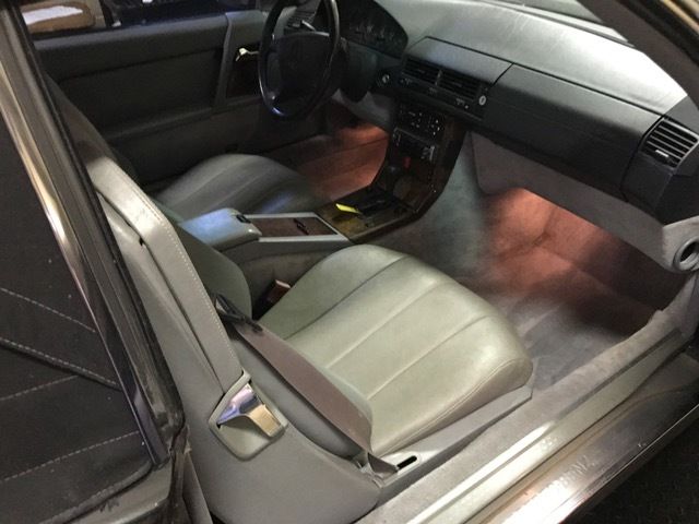 1992 Mercedes-Benz 300-Series CONVERTIBLE - photo 6