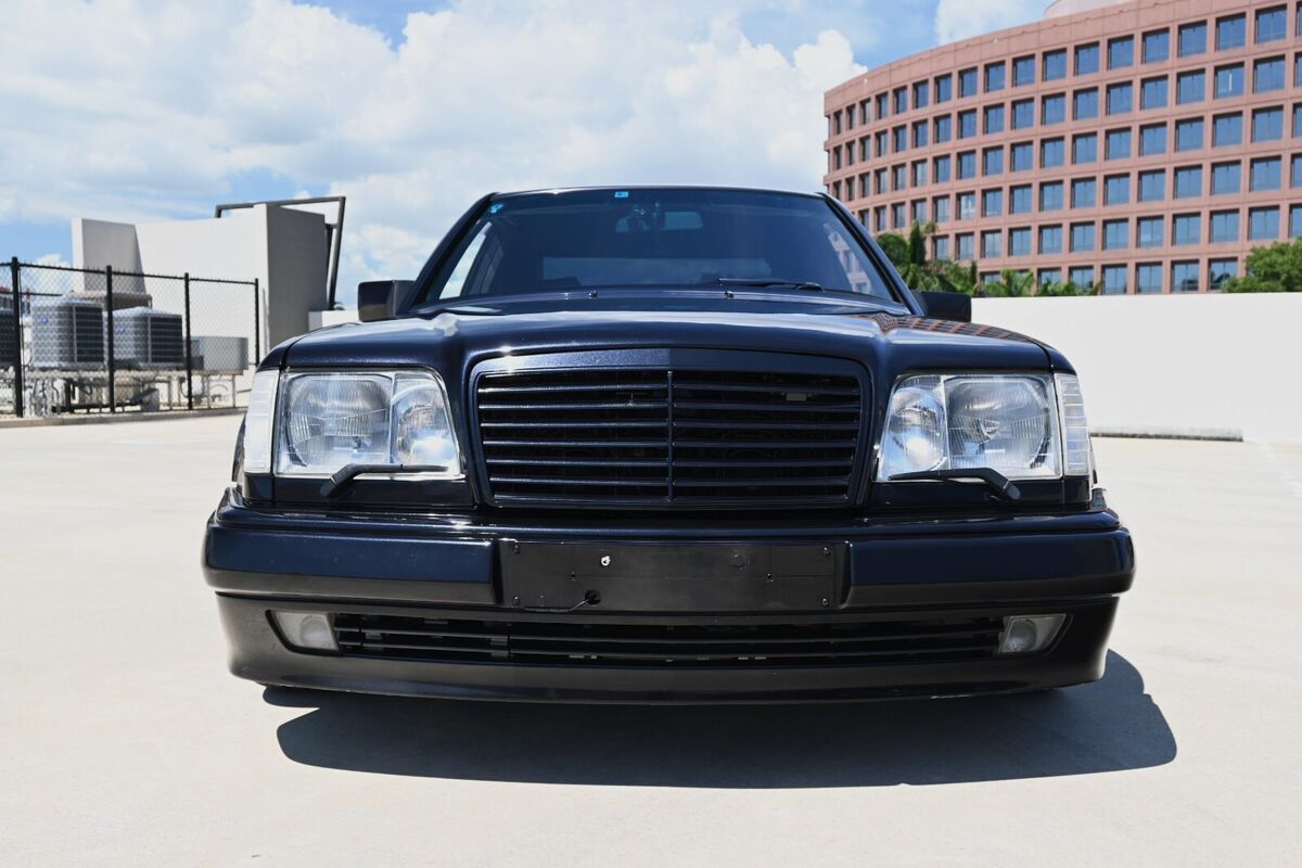 1992 Mercedes-Benz 500E ROW Spec - photo 3
