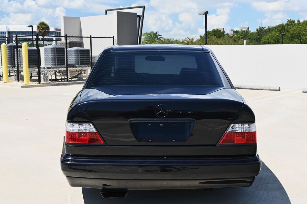 1992 Mercedes-Benz 500E ROW Spec - photo 6
