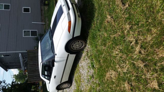 1992 Mercury Capri Custom White Pearl Paint - photo 3