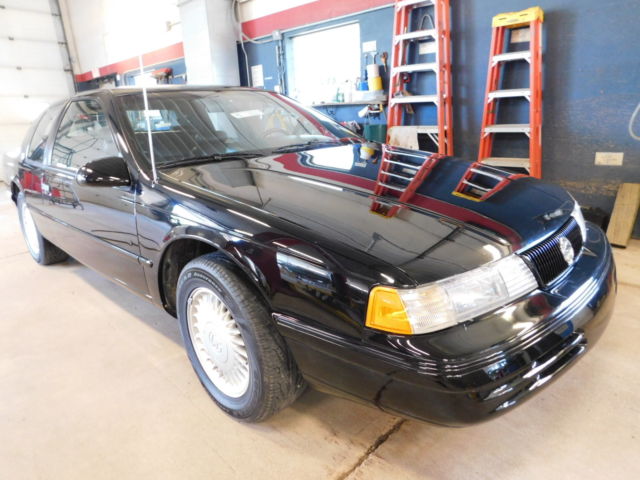1992 Mercury Cougar - photo 2