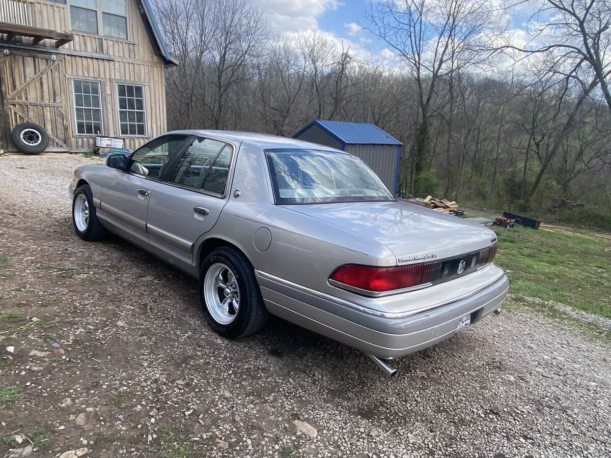 1992 Mercury Grand Marquis GS - photo 6