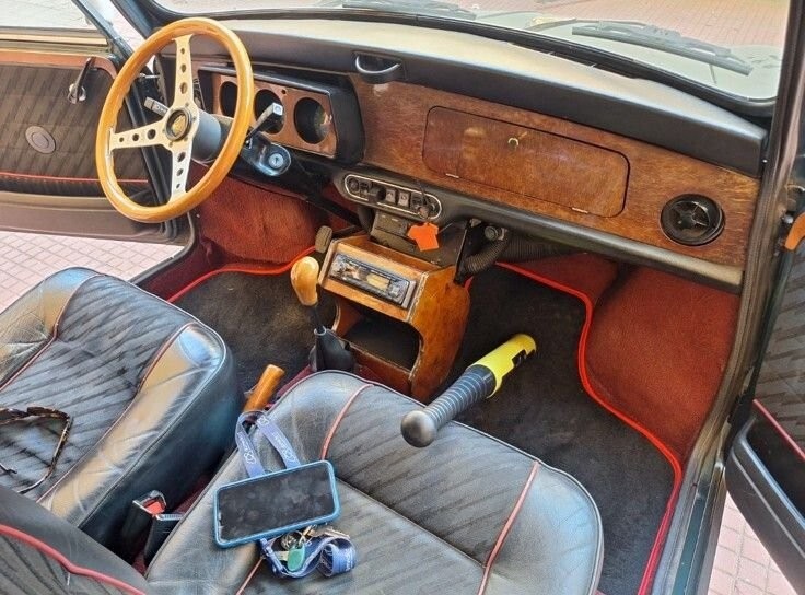 1992 Mini Cooper 23,848 KM, Classic British Car, All-Original, Green/Black - photo 13