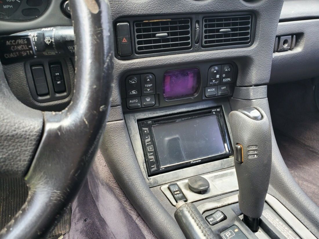 1992 Mitsubishi 3000GT SL - photo 10