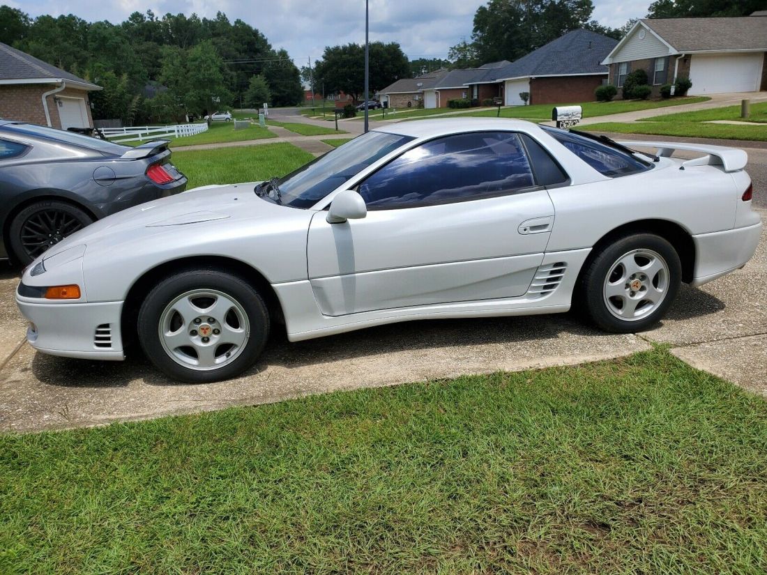 1992 Mitsubishi 3000GT SL - photo 2