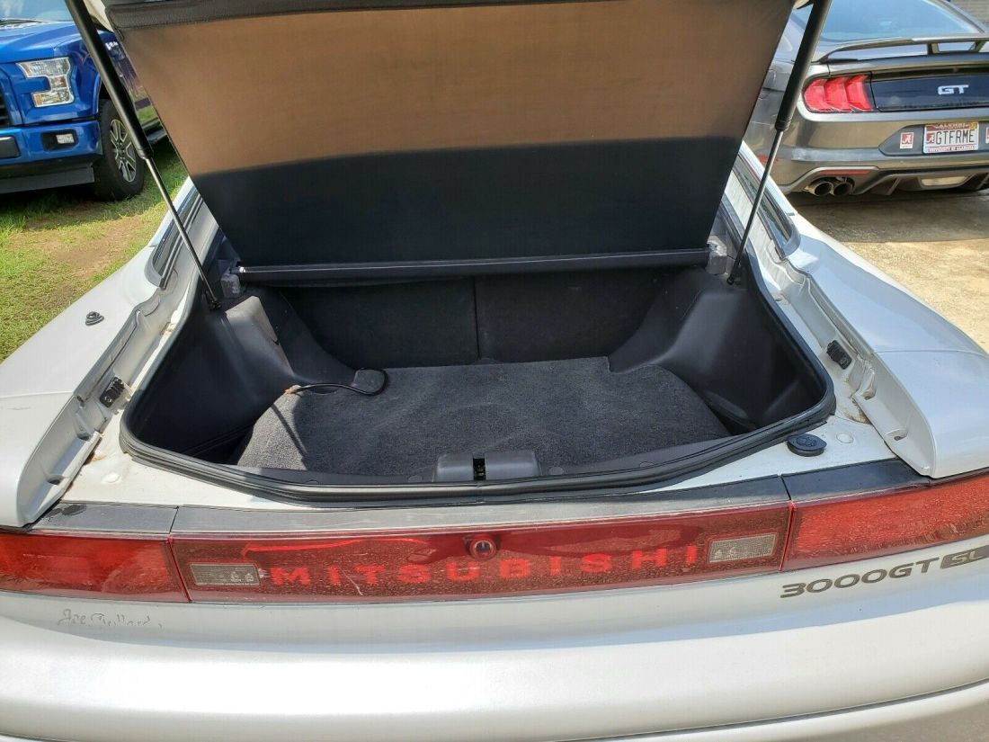 1992 Mitsubishi 3000GT SL - photo 5