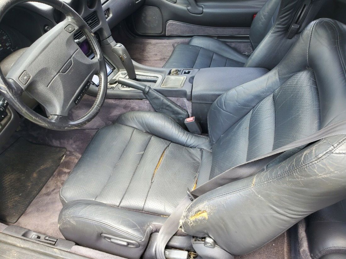 1992 Mitsubishi 3000GT SL - photo 8