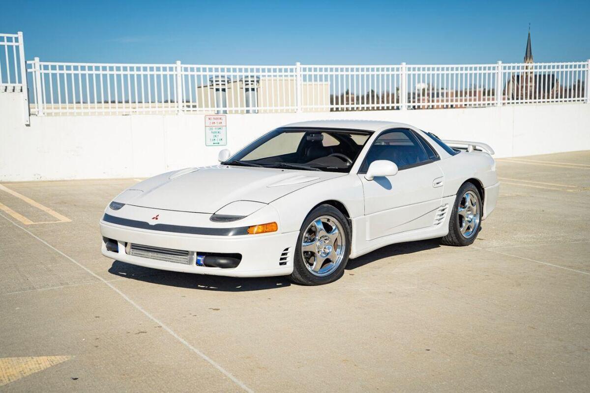 1992 MITSUBISHI 3000GT VR-4 TURBO - photo 2
