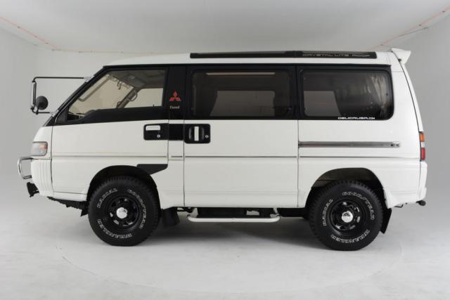1992 Mitsubishi Delica 4WD Crystal Lite Roof Turbo Diesel !!! - photo 11