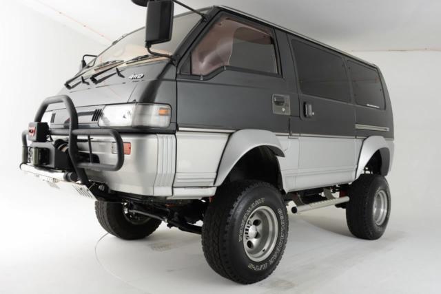 1992 Mitsubishi Delica 4WD Manual Transmission !!! - photo 4