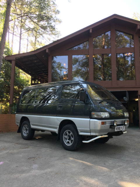 1992 Mitsubishi Delica 4WD Turbo Diesel auto 113650 Miles runs/drives great 1992 Mitsubishi Delica 4x4 Turbo Diesel 4WD turbo diesel automatic wagon/camper