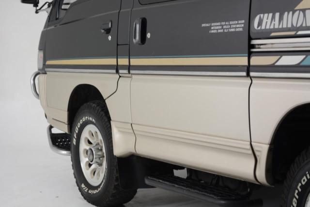1992 Mitsubishi Delica 4WD Turbo Diesel - photo 11