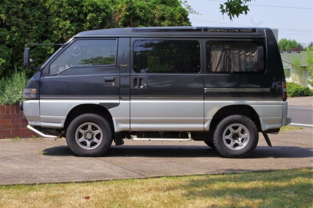 1992 Mitsubishi Delica Exceed Crystal Lite - photo 4