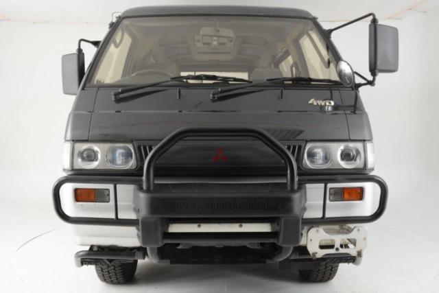 1992 Mitsubishi Delica Exceed Turbo Diesel 4WD Crystal Lite Roof !!! - photo 10