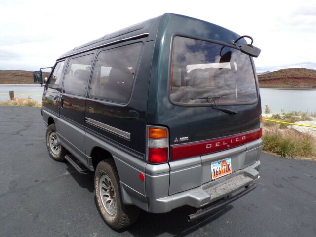 1992 Mitsubishi Delica L300 Exceed - photo 2