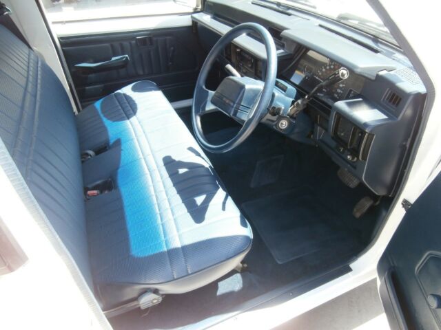 1992 Mitsubishi Mighty Max - photo 12