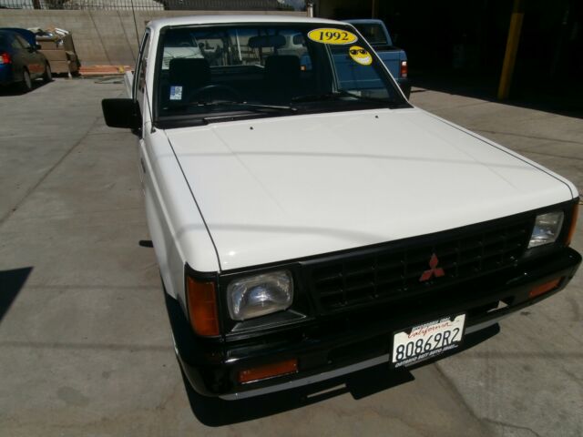 1992 Mitsubishi Mighty Max - photo 9
