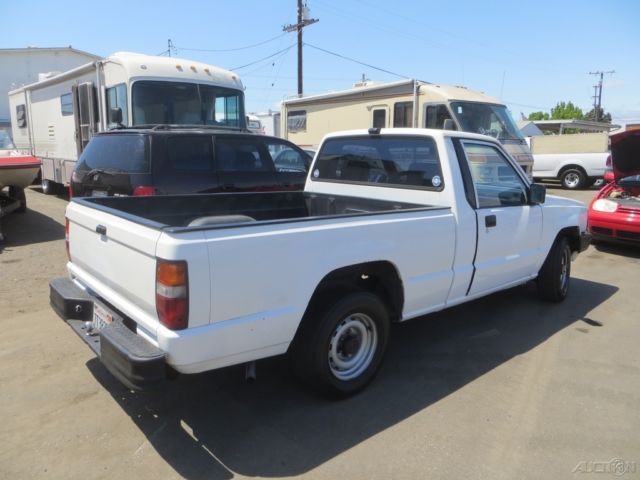 1992 Mitsubishi Mighty Max - photo 2