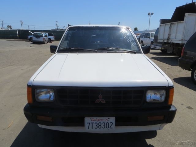1992 Mitsubishi Mighty Max - photo 6