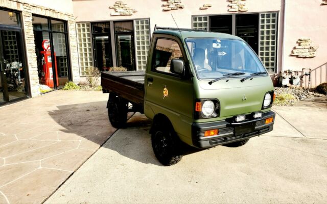 1992 Mitsubishi Other - photo 8
