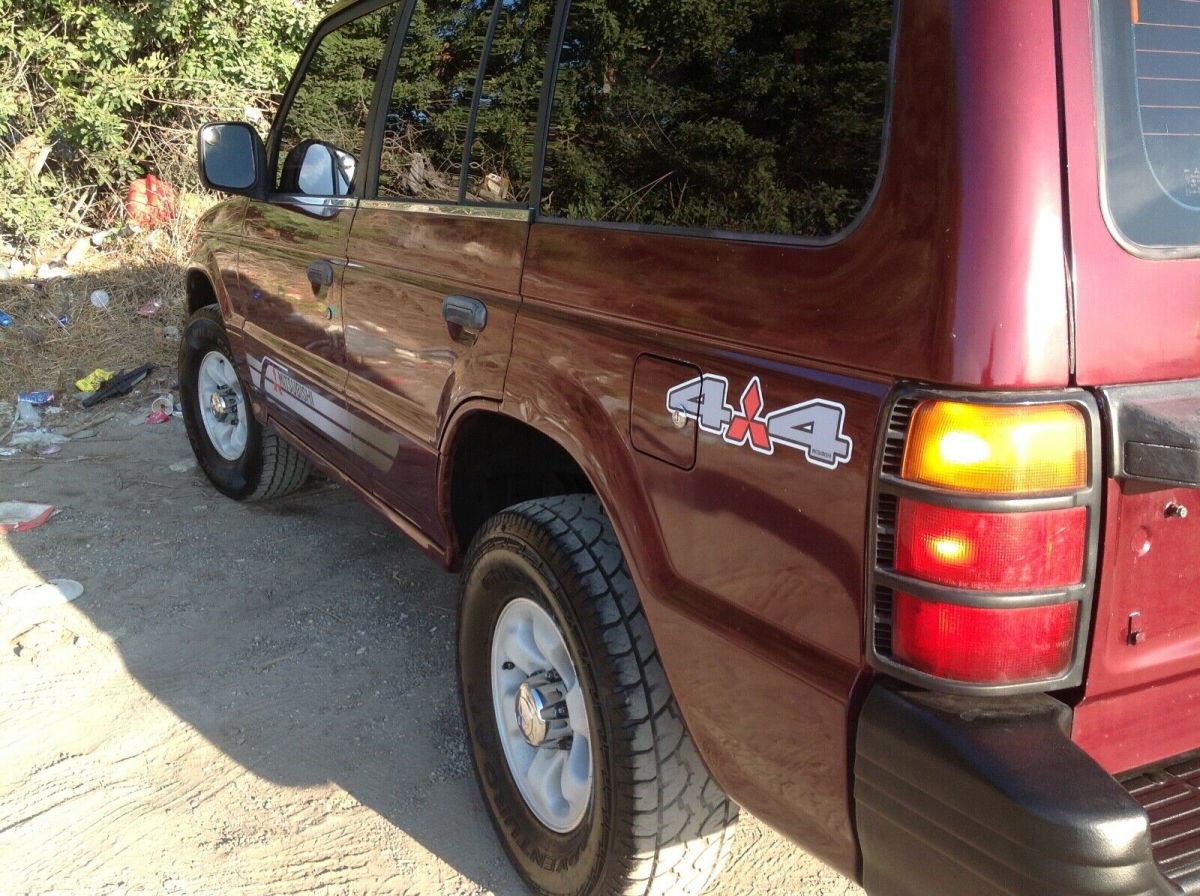 1992 Mitsubishi Montero 4X4 MANUAL 5 SPEED V6 - photo 8