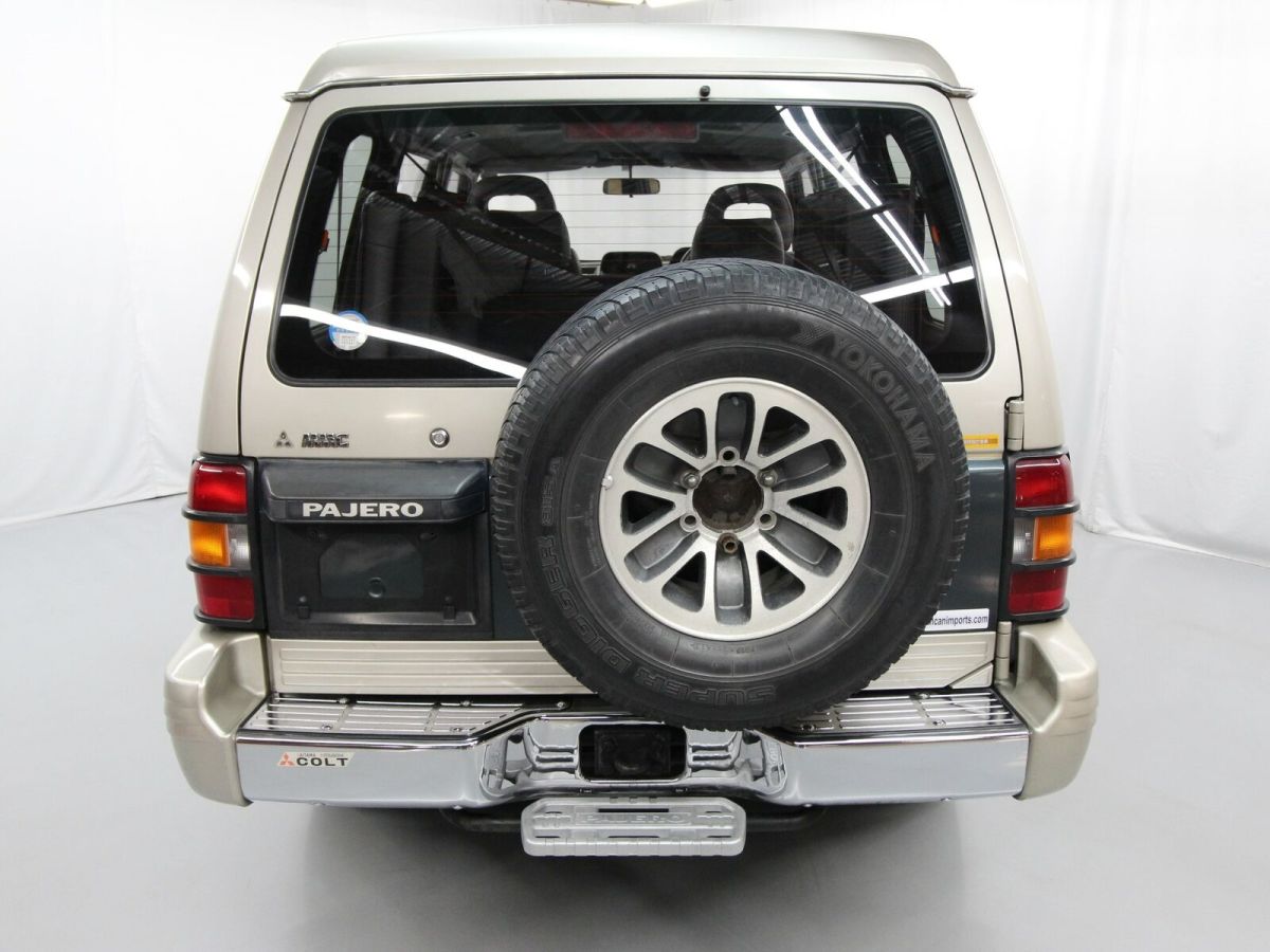 1992 Mitsubishi Pajero Exceed - photo 6