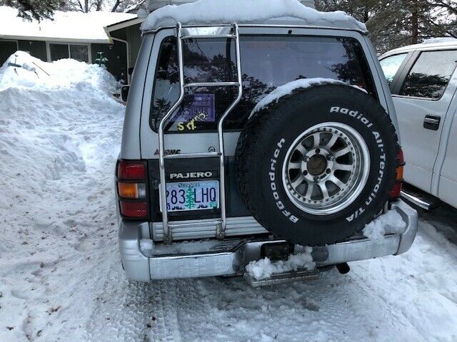 1992 Mitsubishi Montero Exceed - photo 3