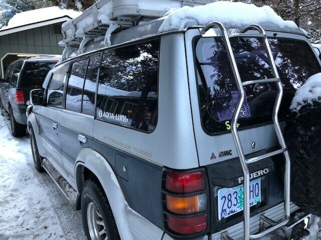 1992 Mitsubishi Montero Exceed - photo 4