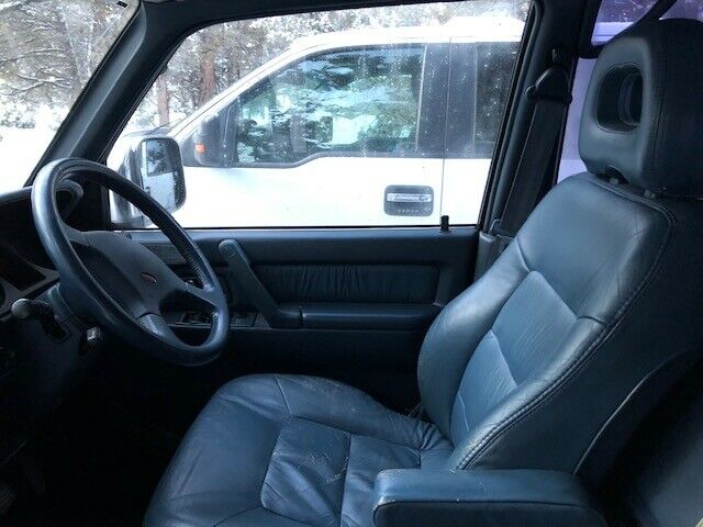 1992 Mitsubishi Montero Exceed - photo 5
