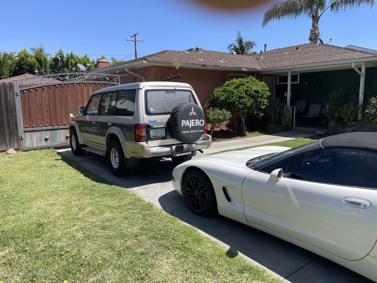 1992 Mitsubishi Pajero - photo 3