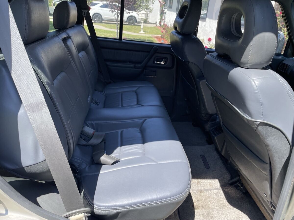1992 Mitsubishi Pajero - photo 7