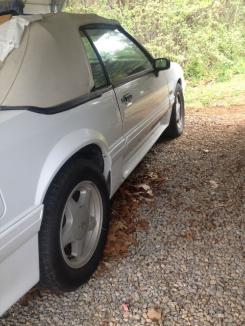 1992 Ford Mustang - photo 2