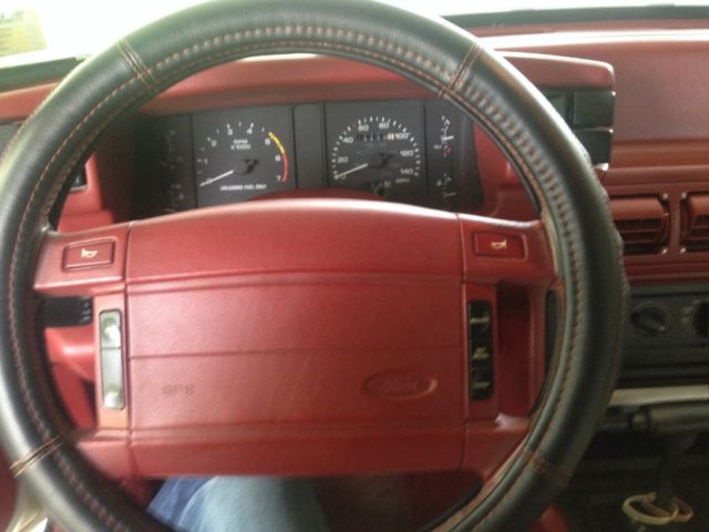 1992 Ford Mustang - photo 3
