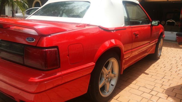 1993 Ford Mustang Red - photo 3