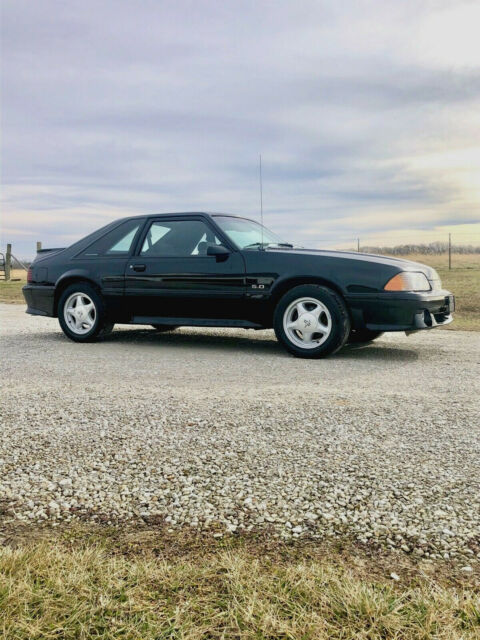 1992 Mustang GT 16k original miles Fox Body 5.0 Auto 1992 Ford Mustang GT