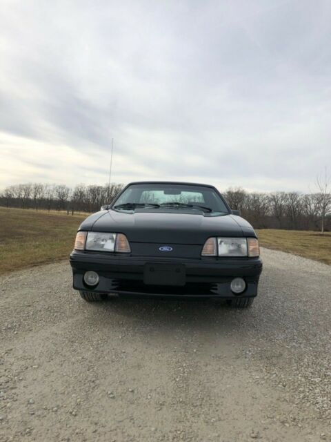 1992 Ford Mustang GT - photo 8