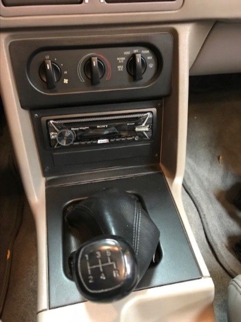 1992 Ford Mustang GT - photo 10