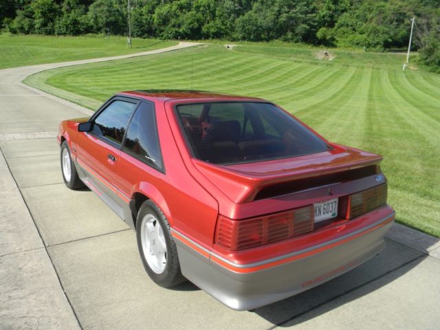 1992 Ford Mustang GT - photo 4
