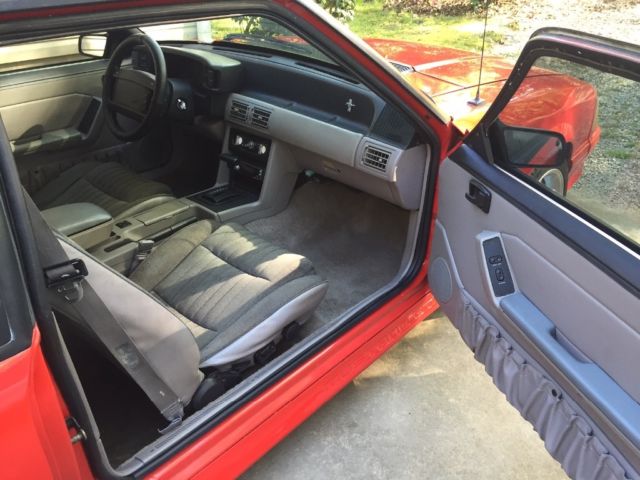1992 Ford Mustang - photo 7