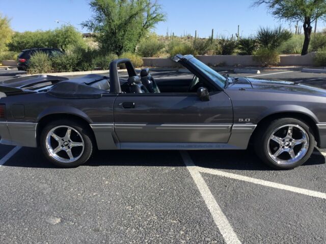 1992 Ford Mustang GT - photo 5
