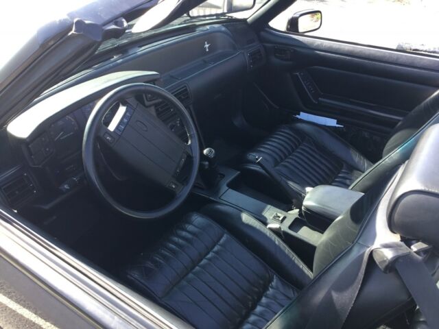 1992 Ford Mustang GT - photo 6