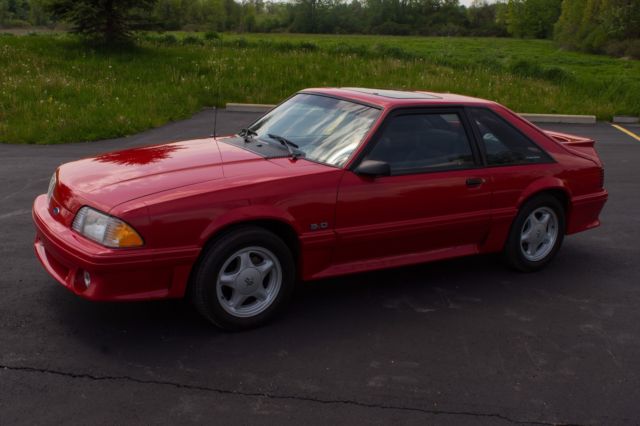 1992 Ford Mustang GT - photo 7