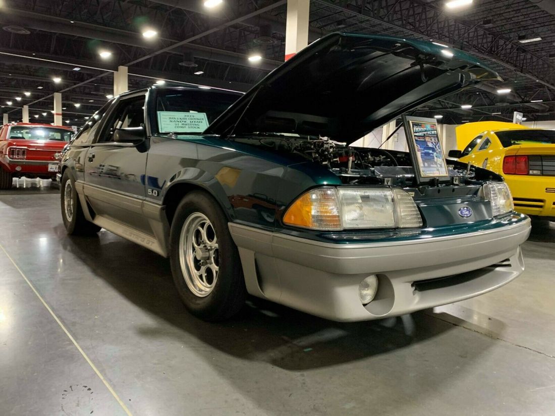 1992 Ford Mustang Gt - photo 2