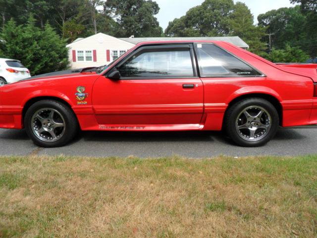 1992 Mustang GT w/ GT40pkg 1992 Ford Mustang GT