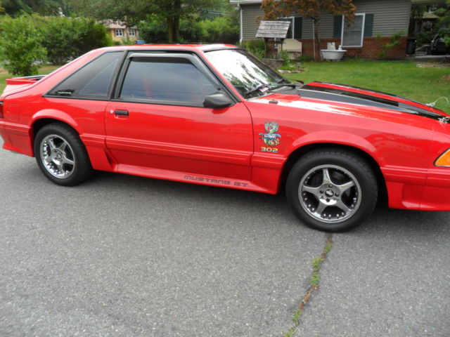 1992 Ford Mustang GT - photo 2